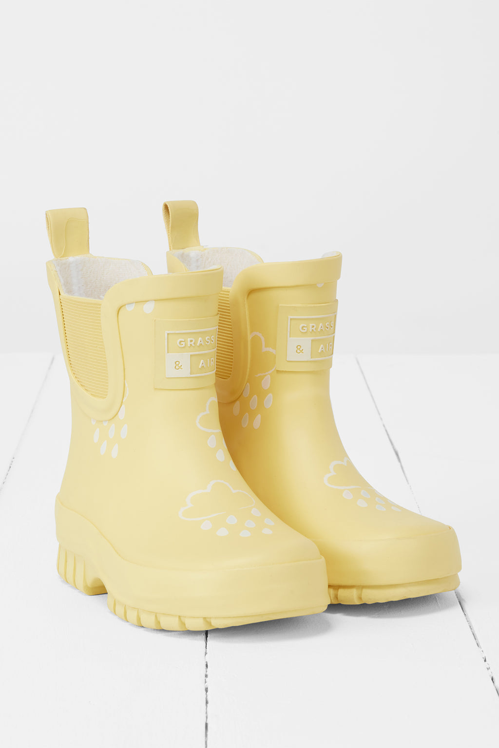 Buttermilk Yellow Shortie Chunk Adventure Boot with Bag